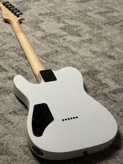 SLX Raven Modern Essentials 22 with Rosewood FB in in Satin White