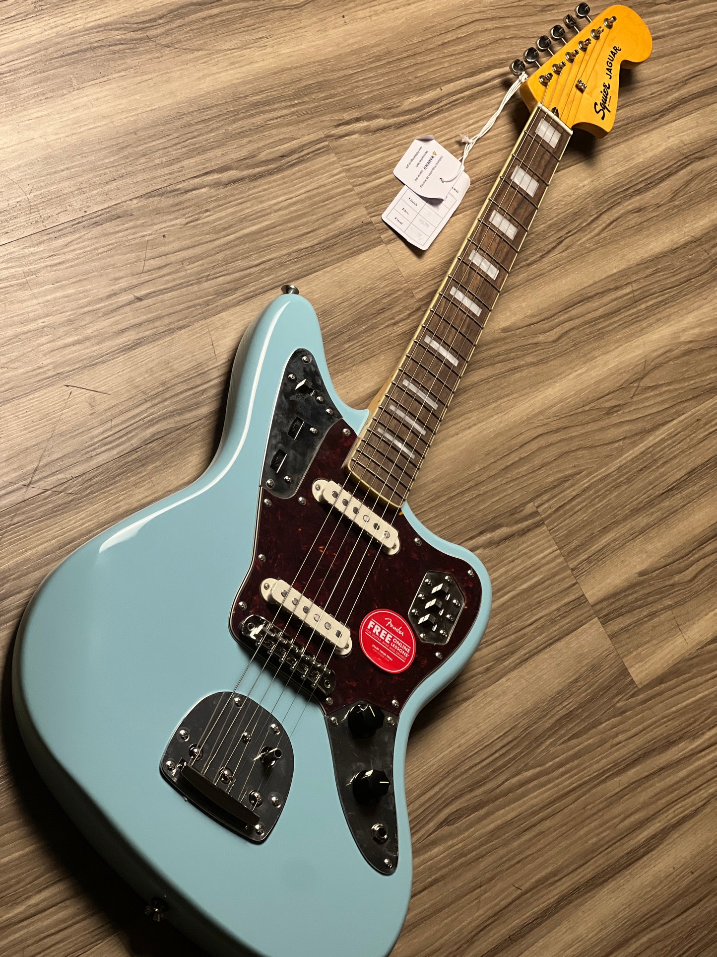 Squier FSR Classic Vibe 70s Jaguar with Laurel FB in Daphne Blue