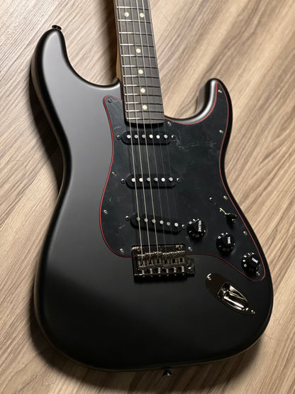 Fender Japan Limited Edition Hybrid II Stratocaster Noir with Rosewood FB in Black