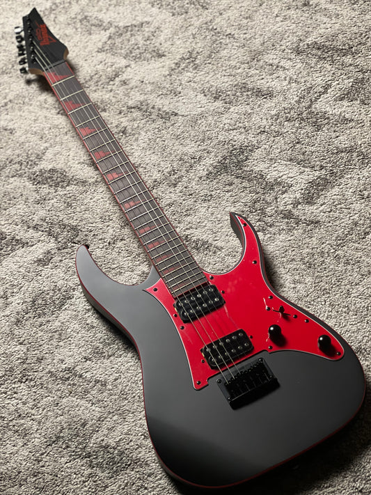 Ibanez Gio GRG131DX-BKF in Black Flat