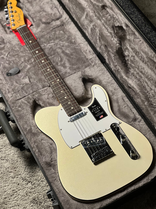 Fender American Ultra Telecaster with Rosewood FB in Arctic Pearl