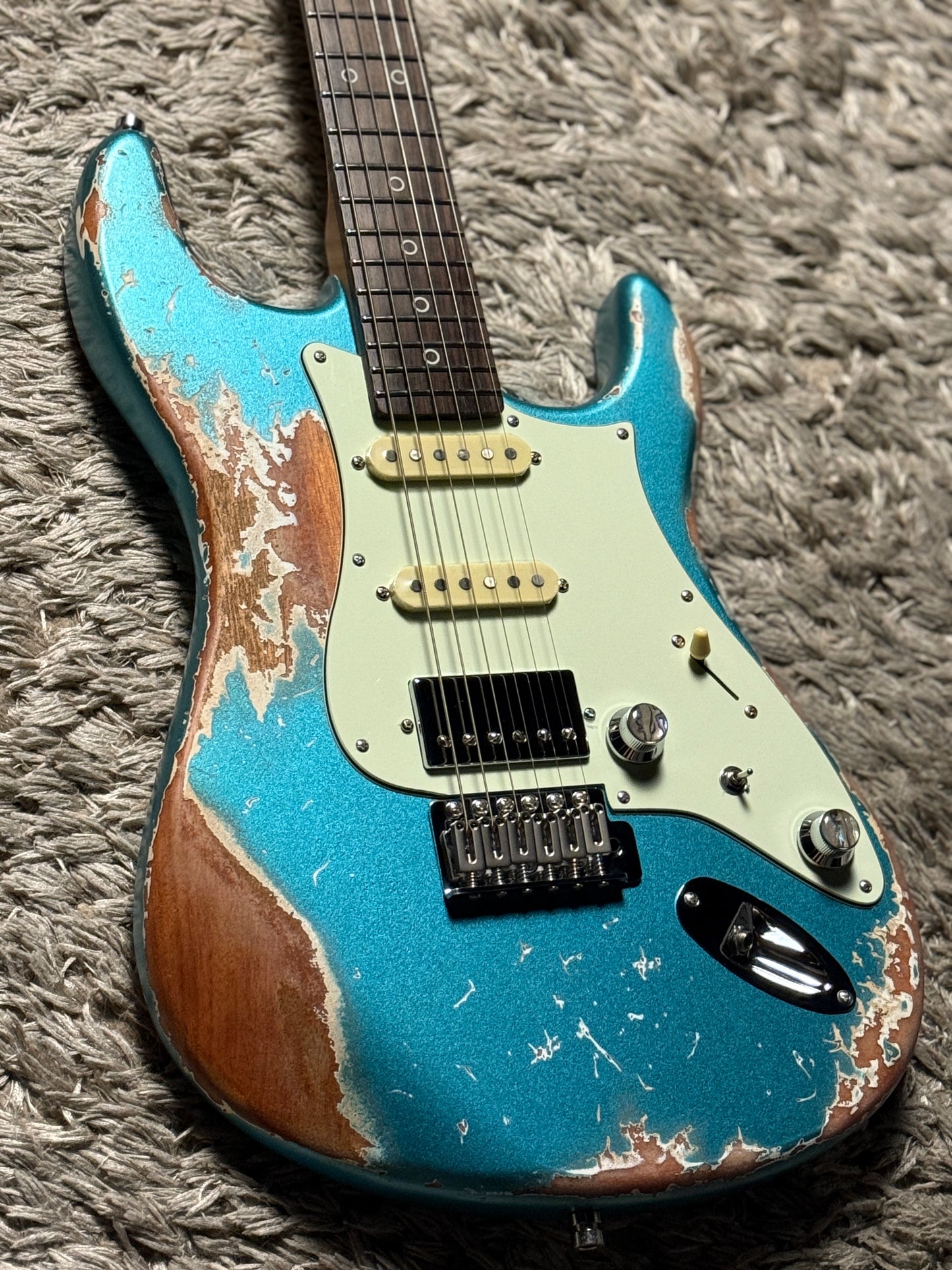 Dhatarattha Performance DST HSS in Ocean Turquoise with RW FB and Nitrocellulose Lacquer Relic