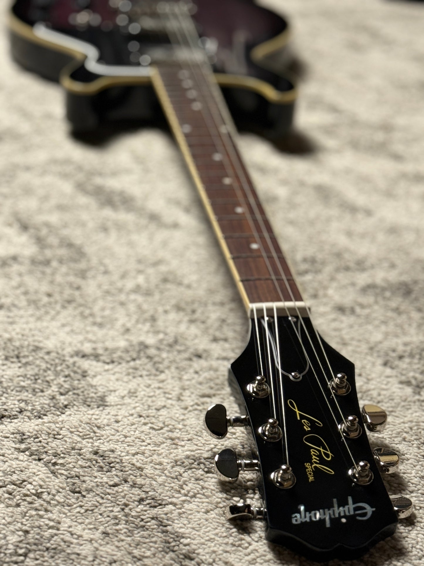 Epiphone Les Paul Special Double Cut Figured Exclusive in Dark Purple Burst with Gigbag