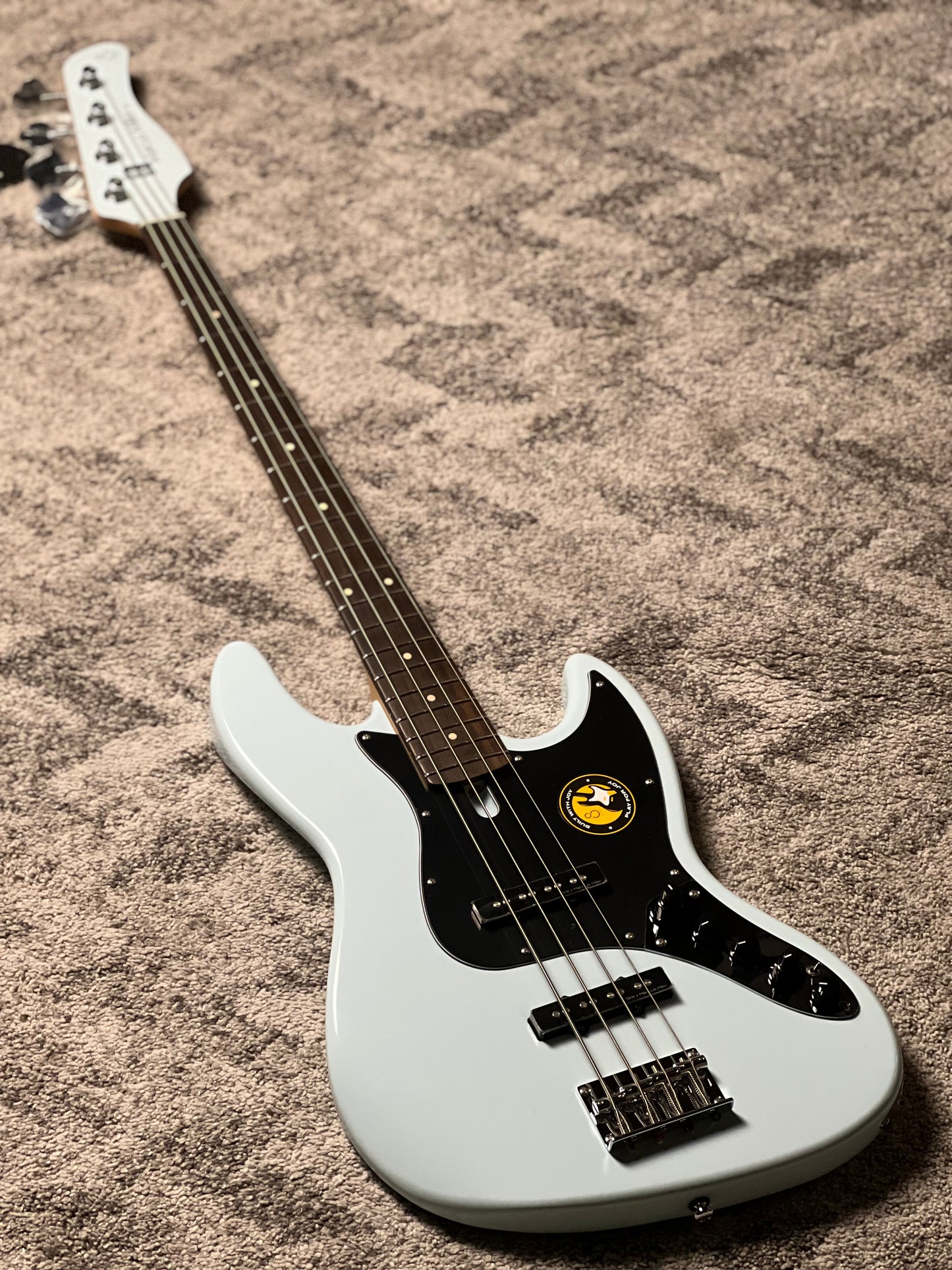 Sire Marcus Miller V3 4 String 2nd Generation in Sonic Blue