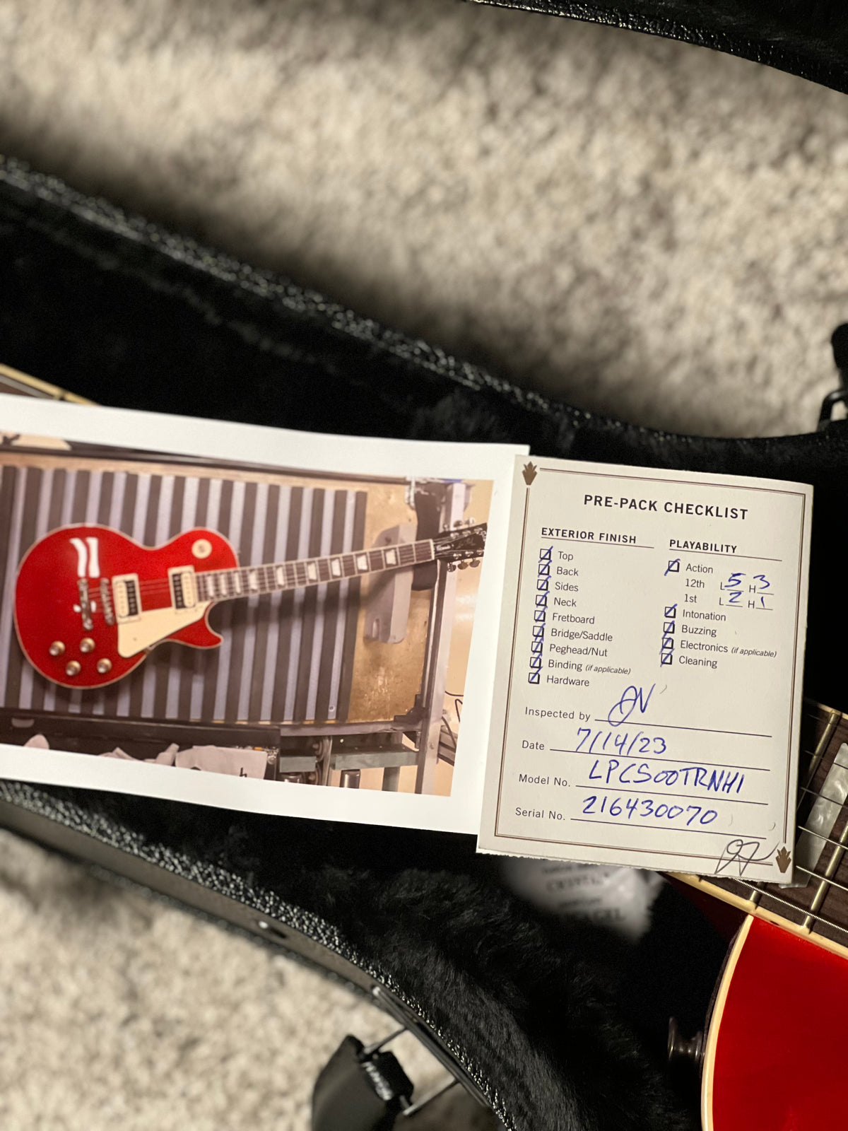 Gibson Les paul Classic in Translucent Cherry w/Case 216430070
