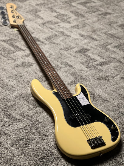 Fender Japan Traditional 70s Precision Bass with RW FB in Vintage White JD26002819