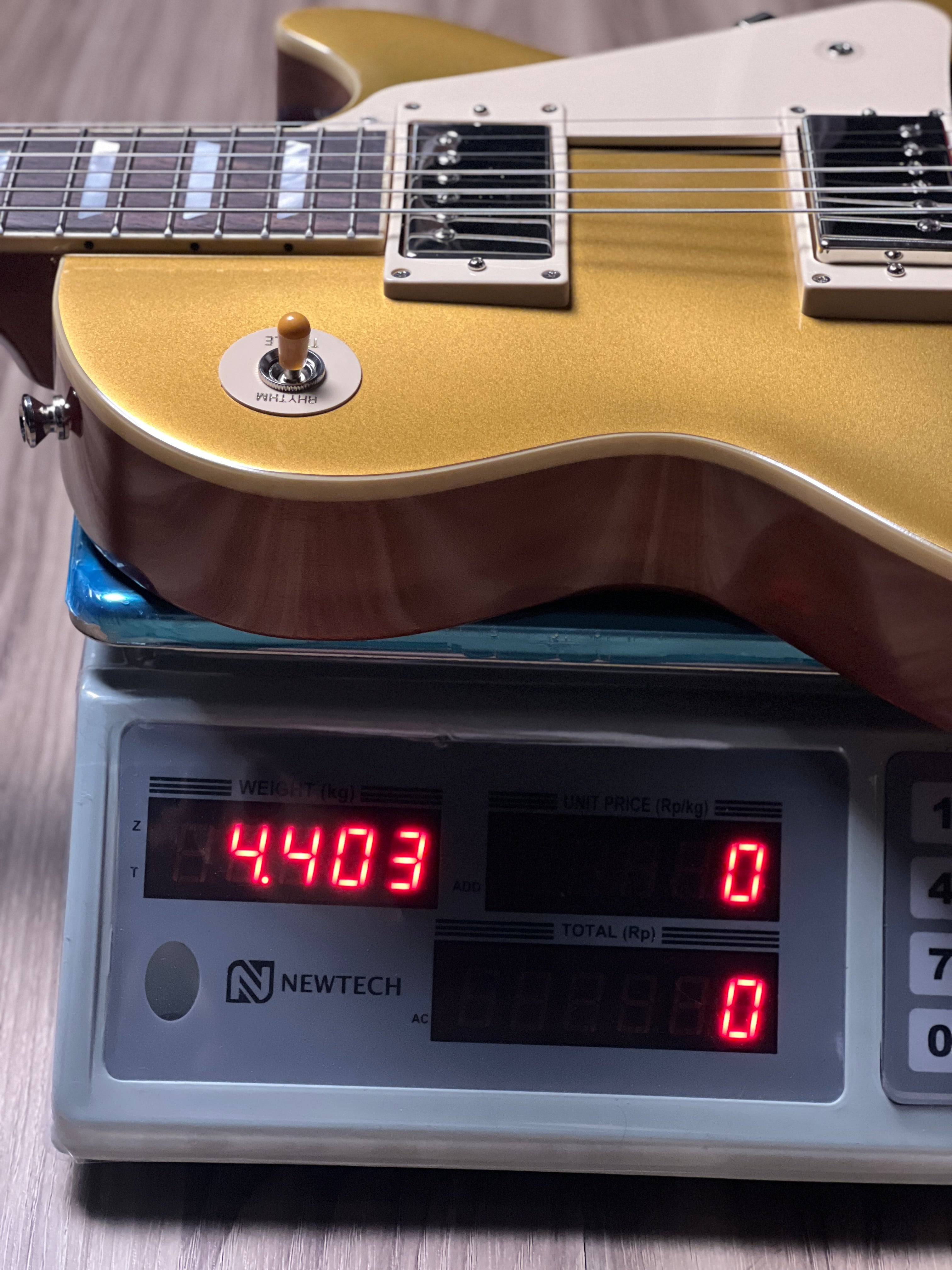 Epiphone 1957 Les Paul Goldtop Reissue in Double Gold w/Case