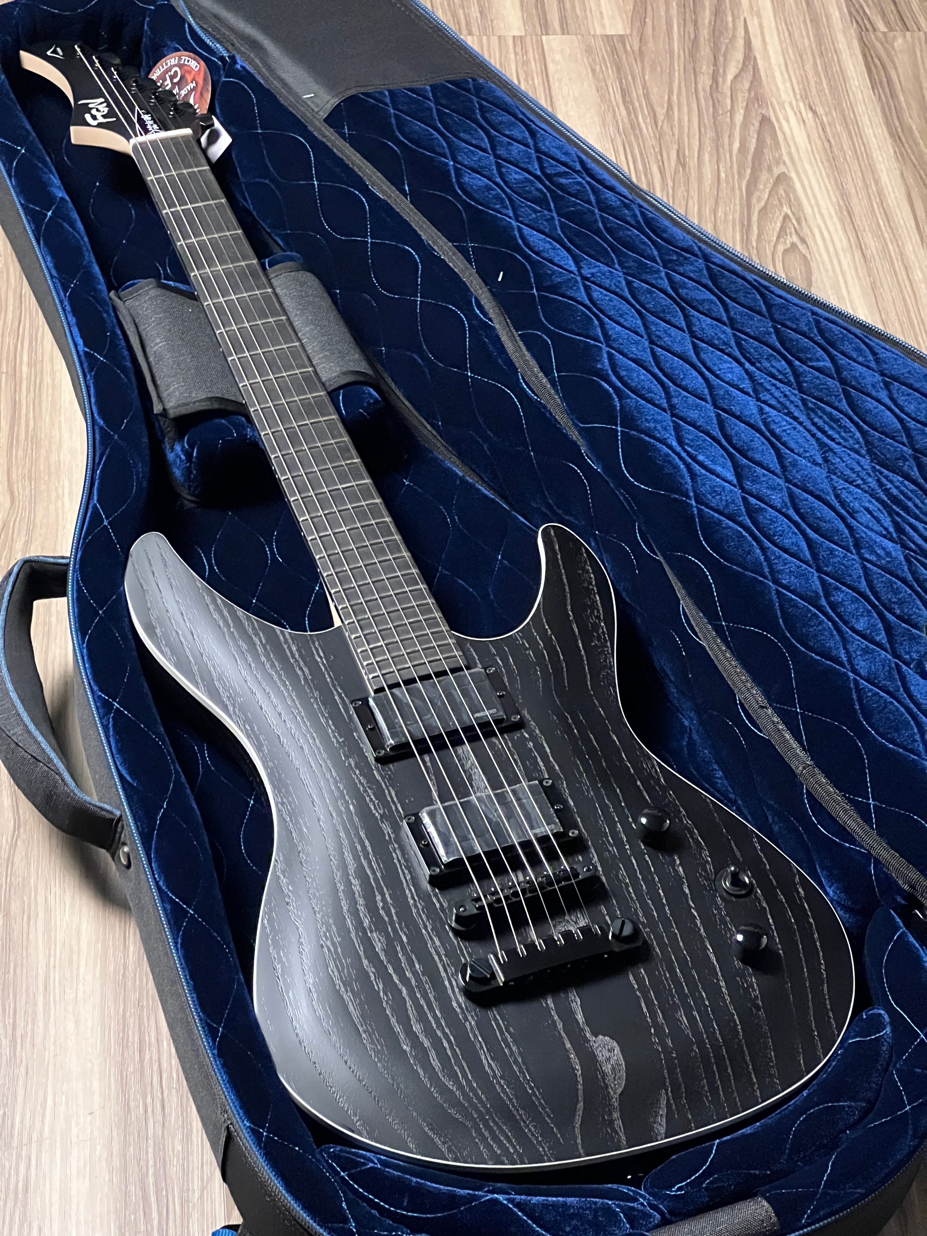 Fujigen JMY3-ASH-E Mythic J-standard in Open Pore Black D240131