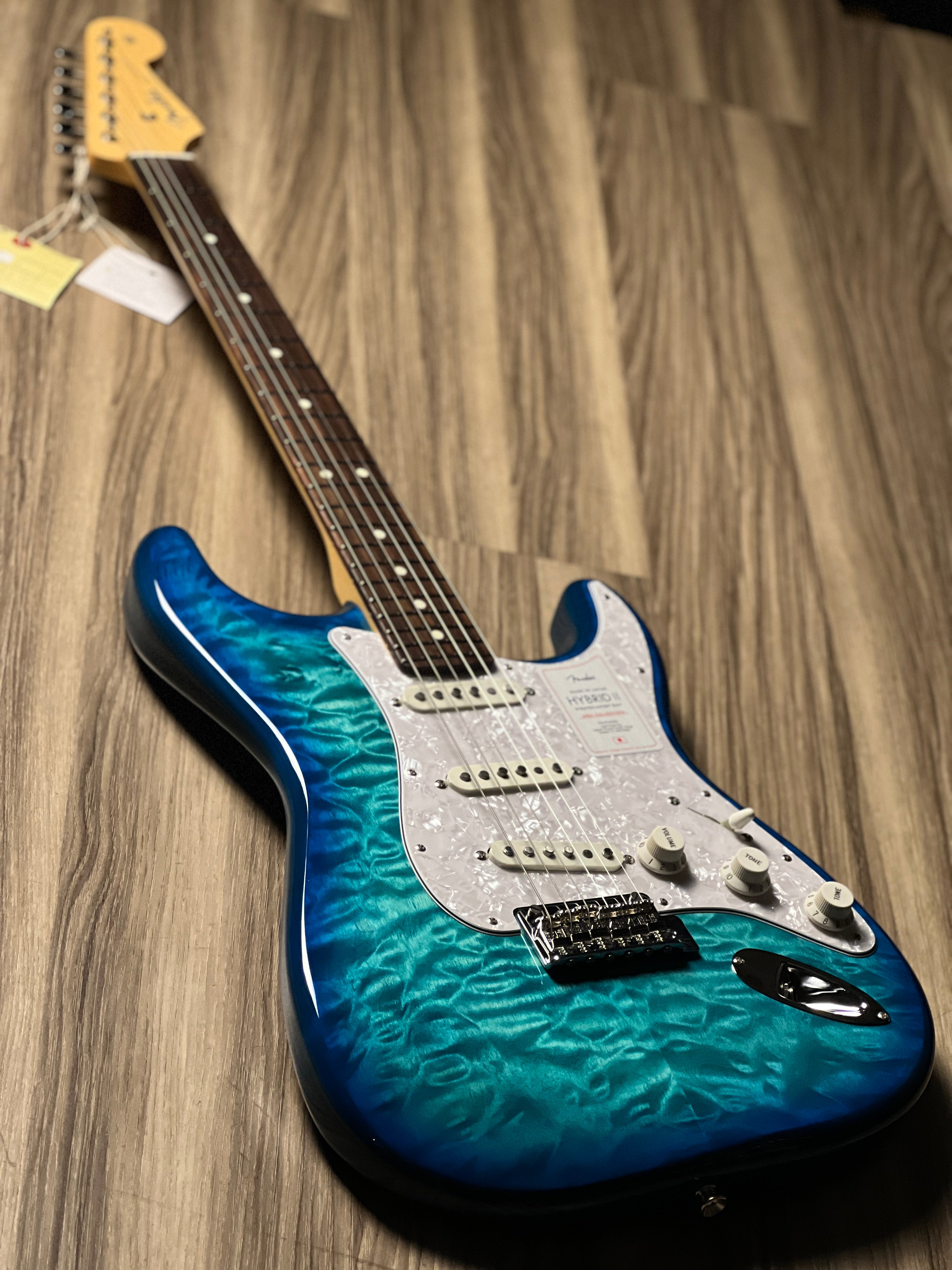 Stratocaster Rear Fender Japan Hybrid II Ltd Ed Stratocaster with Quilt Maple Top and Ro ...