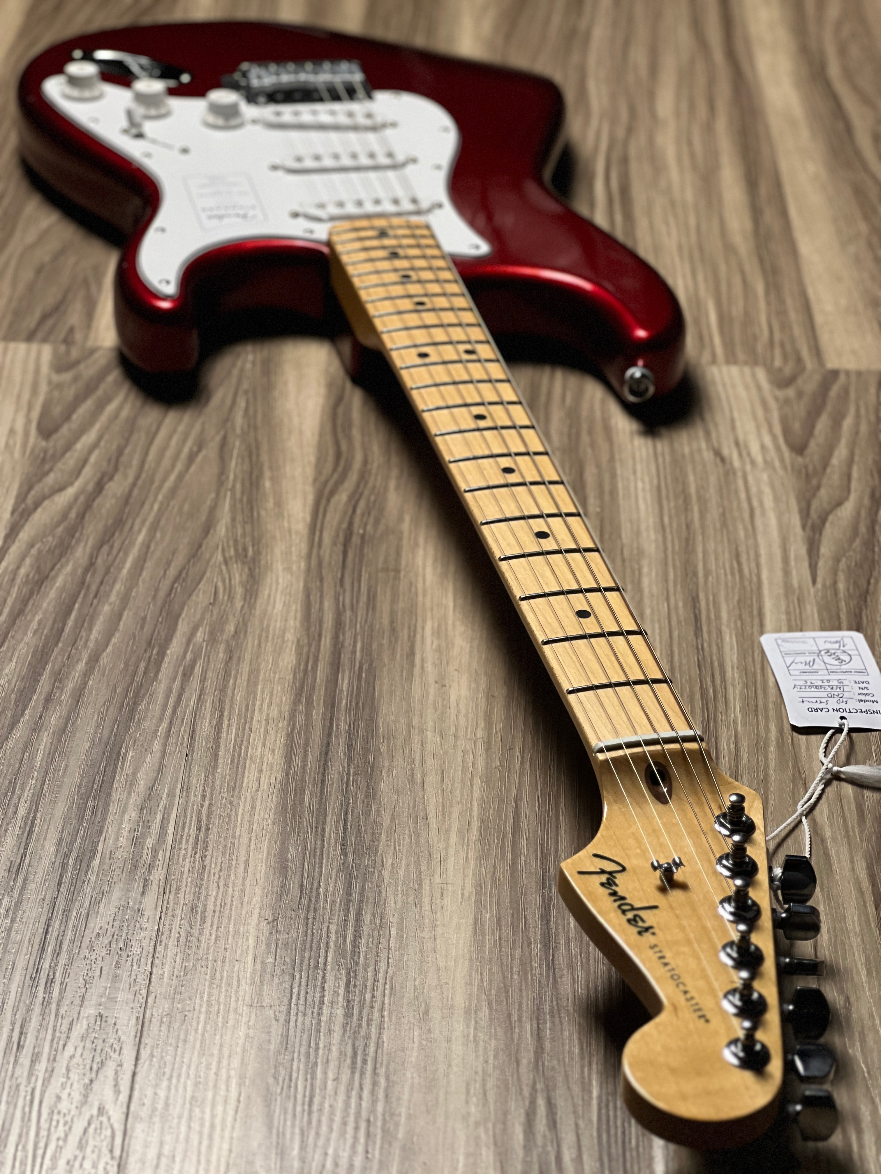 Fender Standard Stratocaster w/White Pickguard, Maple FB in Candy