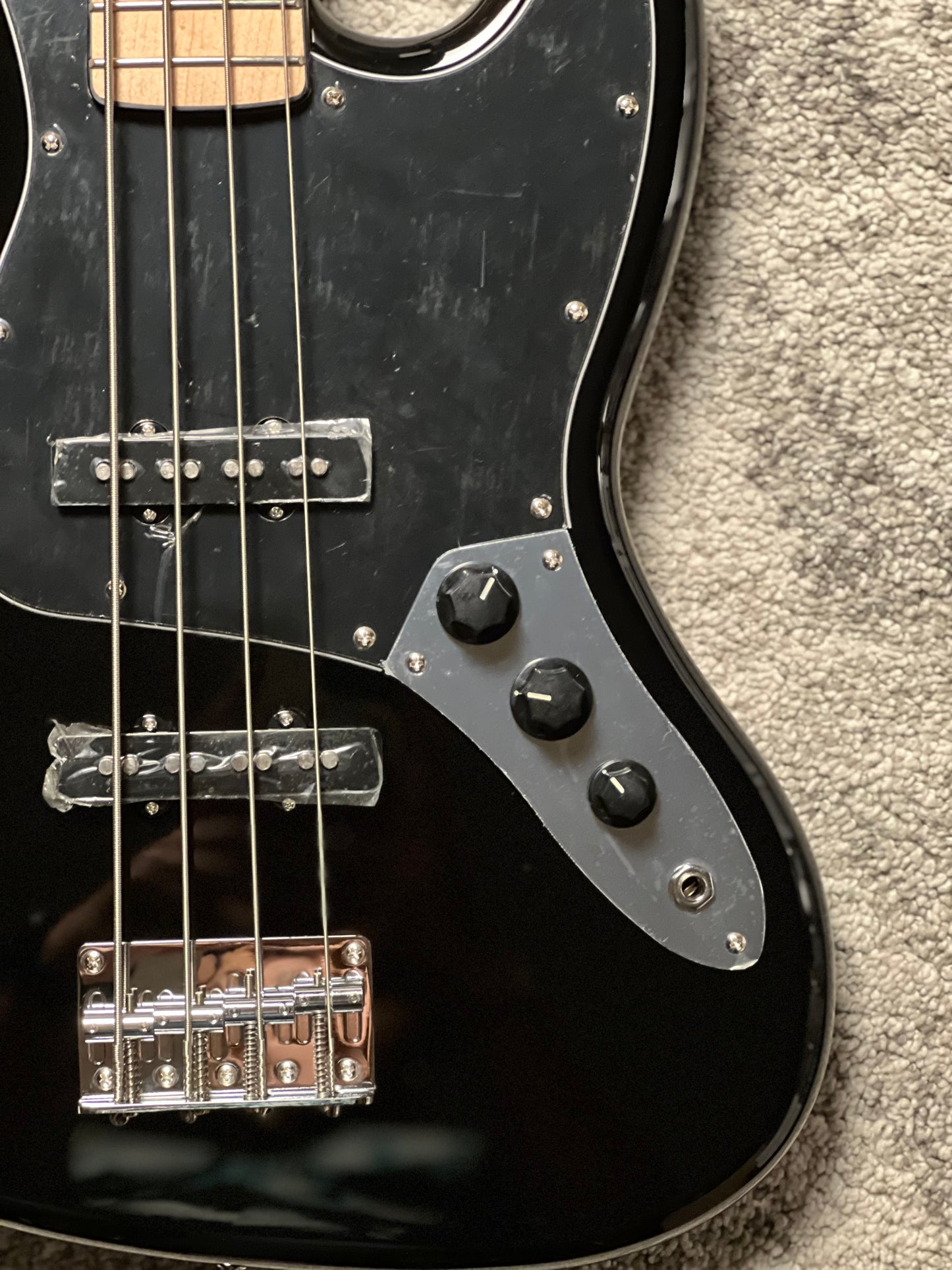 SLX Sparrow 70s Special Essentials with Maple FB in Black