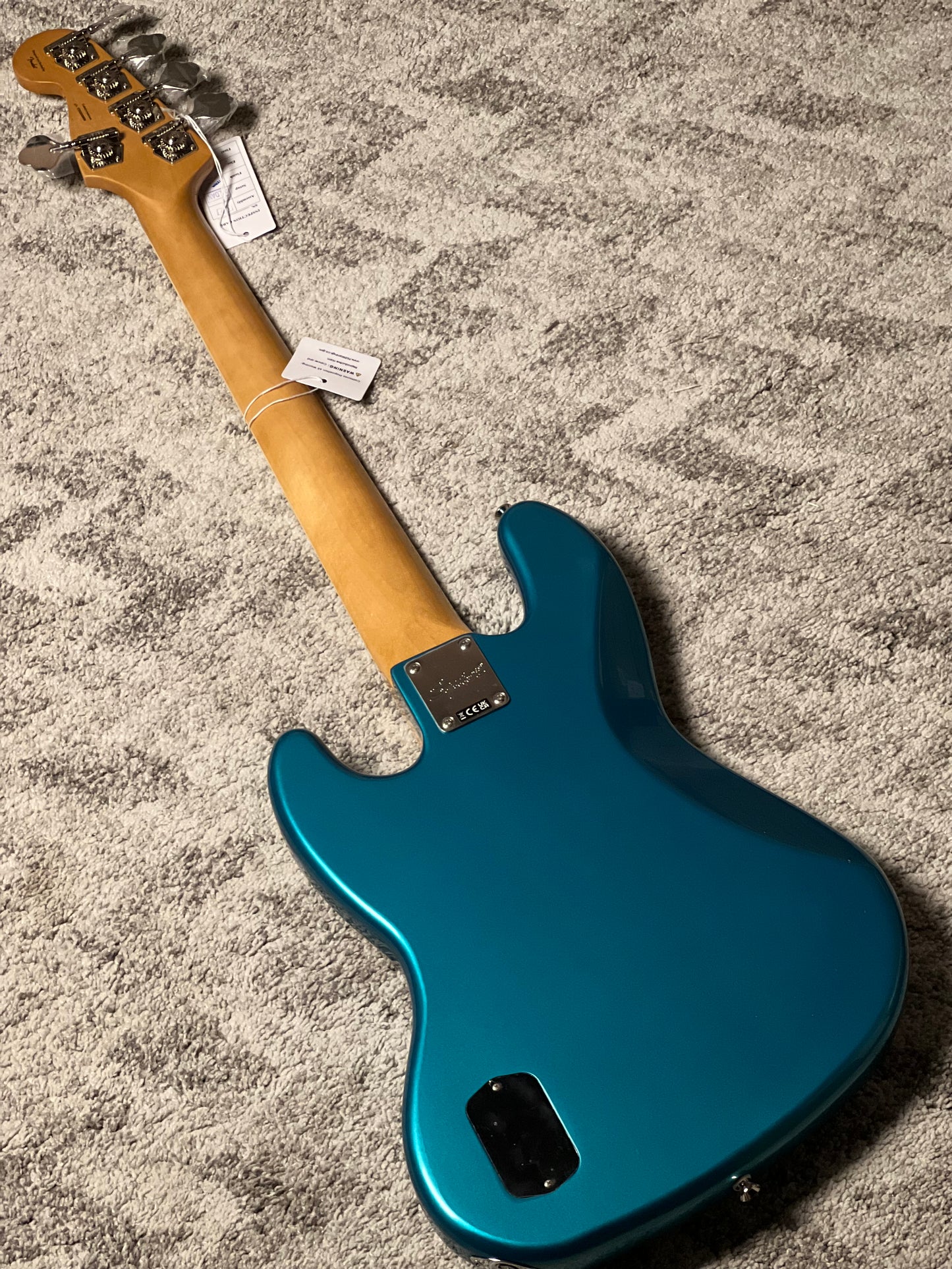 Squier Classic Vibe Active 70s Jazz Bass V Guitar with Maple FB in Ocean Turquoise