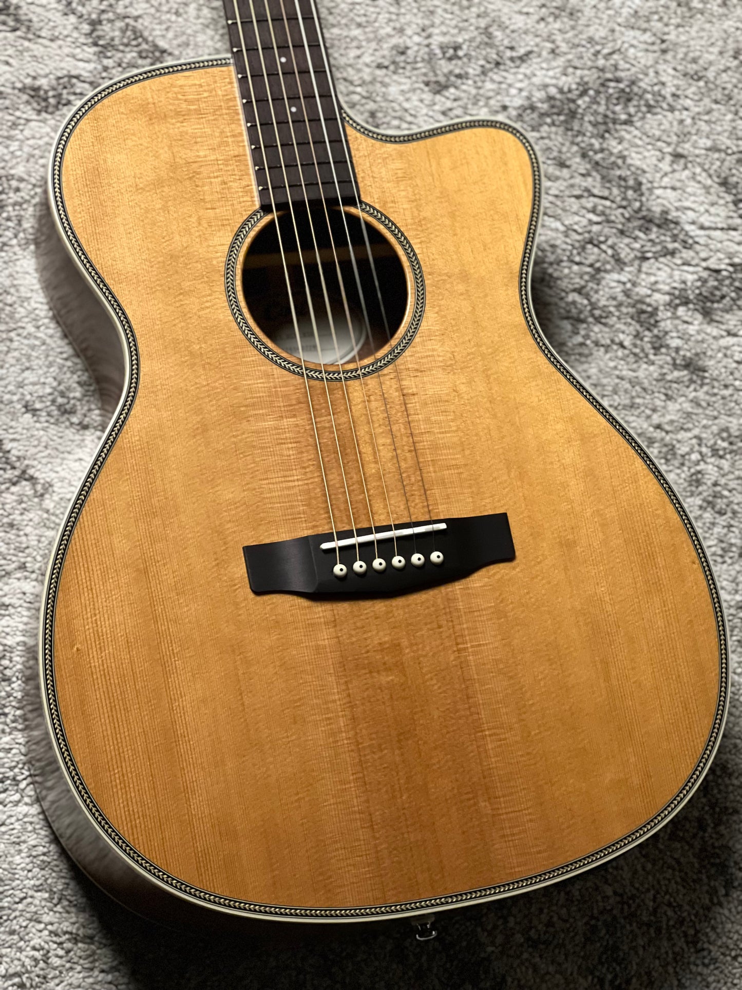 Cort Essence ES-OC4-NSG Acoustic Guitar, Natural Semi Gloss
