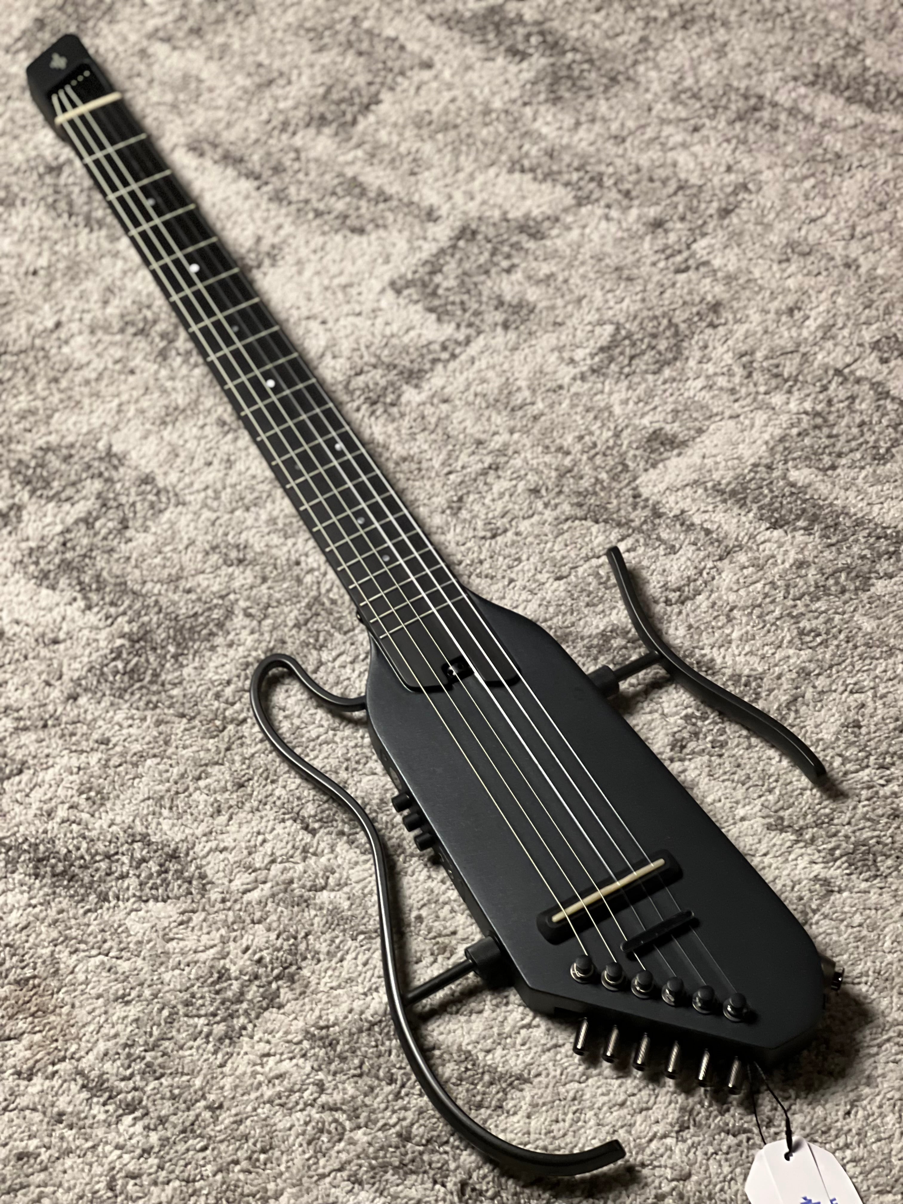 Donner Hush-C Nylon In black – nafiriguitar.com