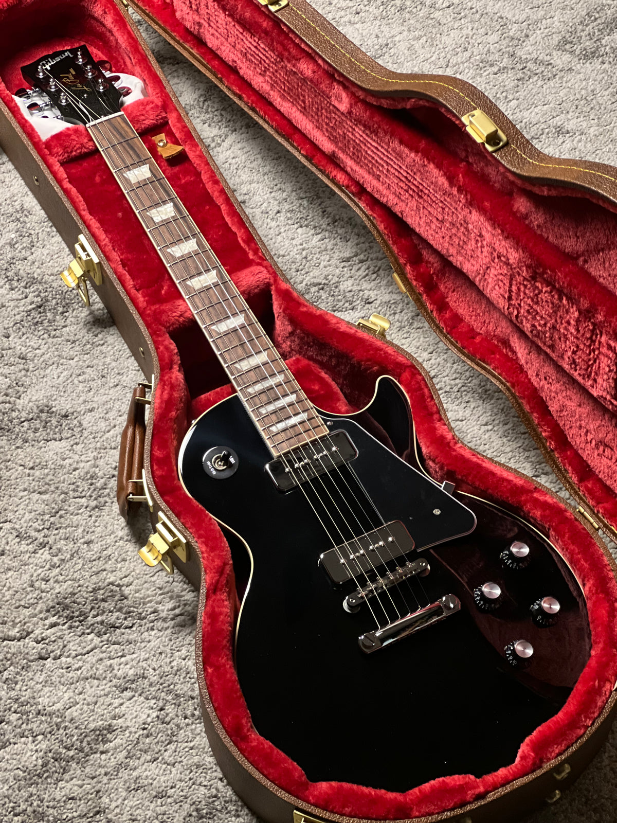 Gibson Noel Gallagher Les Paul Standard in Ebony w/Case 234550060