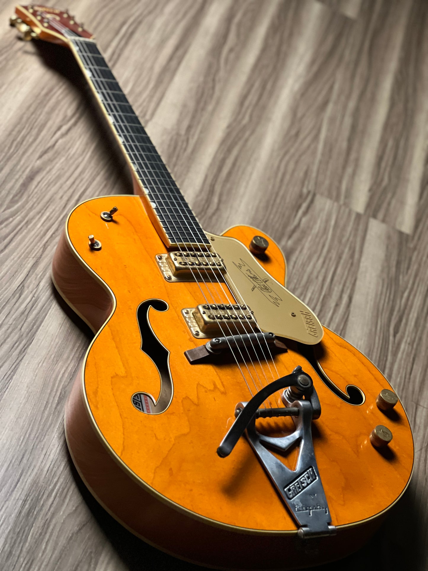 Gretsch G6120-1959 Chet Atkins Hollowbody w/Bigsby in Vintage Orange Stain (USED) JT09041398