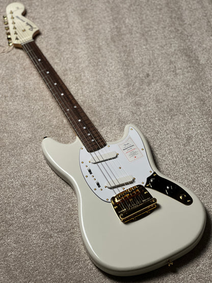 Fender Japan Traditional 2025 Collection 60s Mustang with RW FB in White Pearl JD25012670