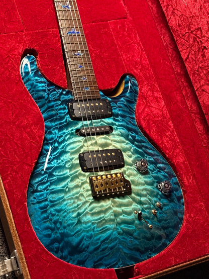 PRS Private Stock Modern Eagle V in Sub Zero Glow 23367111