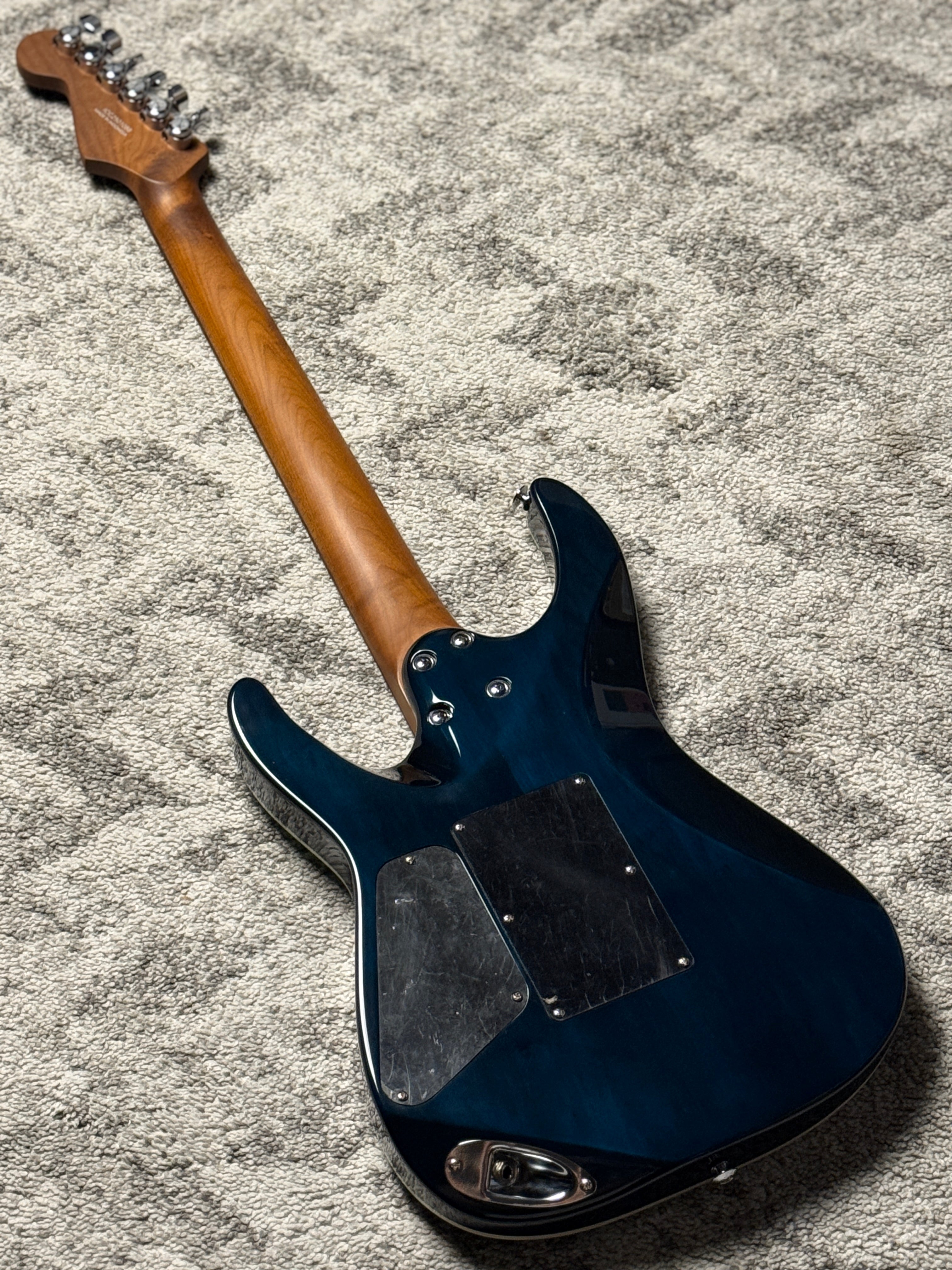 Charvel Pro-Mod Plus Dinky DK24 HSS QM in Blue Curaçao ICC2501088
