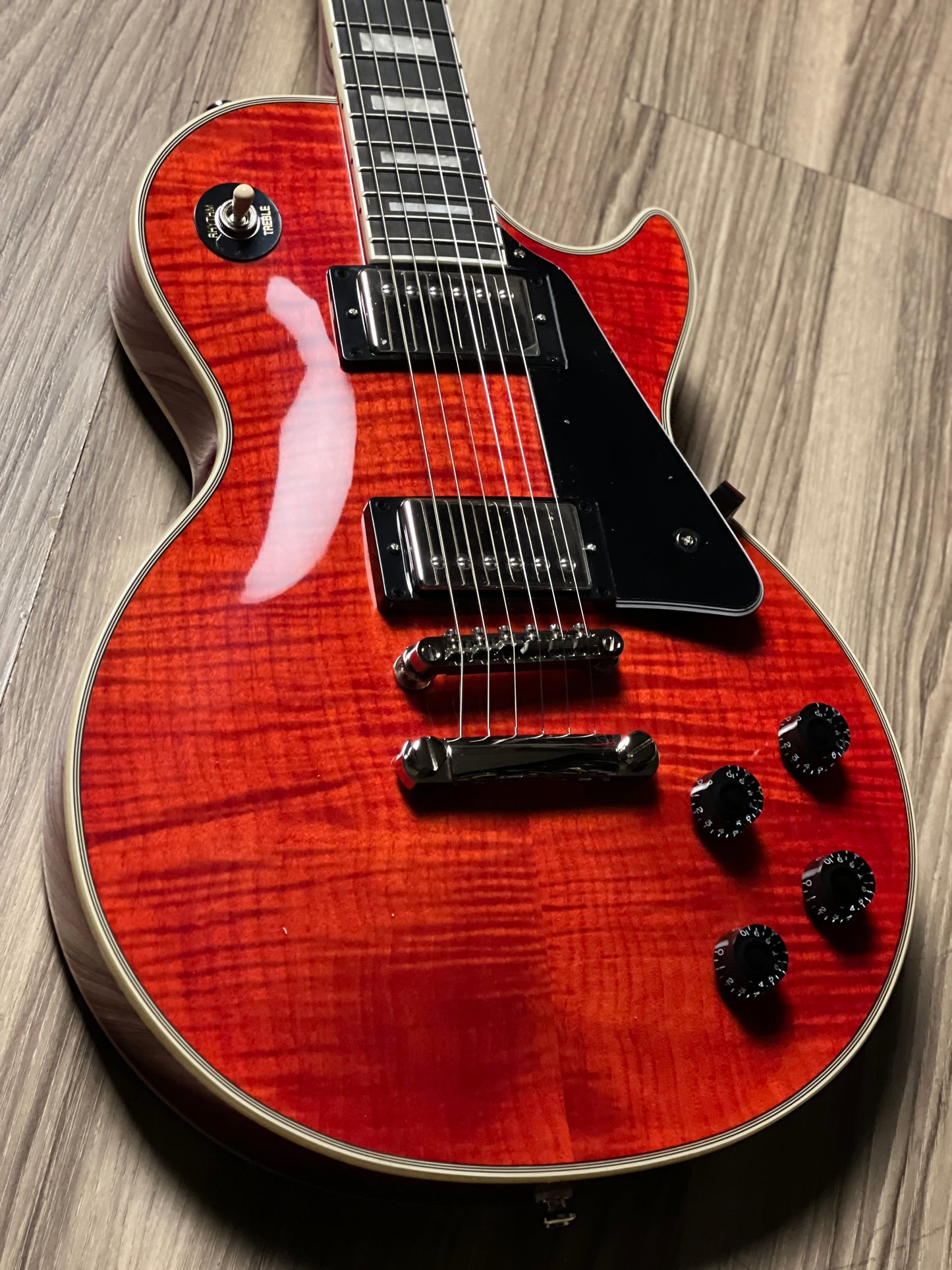 Epiphone Les Paul Custom Figured in Transparent Red w/Premium Gigbag
