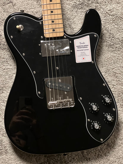 Fender Japan Traditional II 70s Telecaster Custom with Maple FB in Black JD26002622