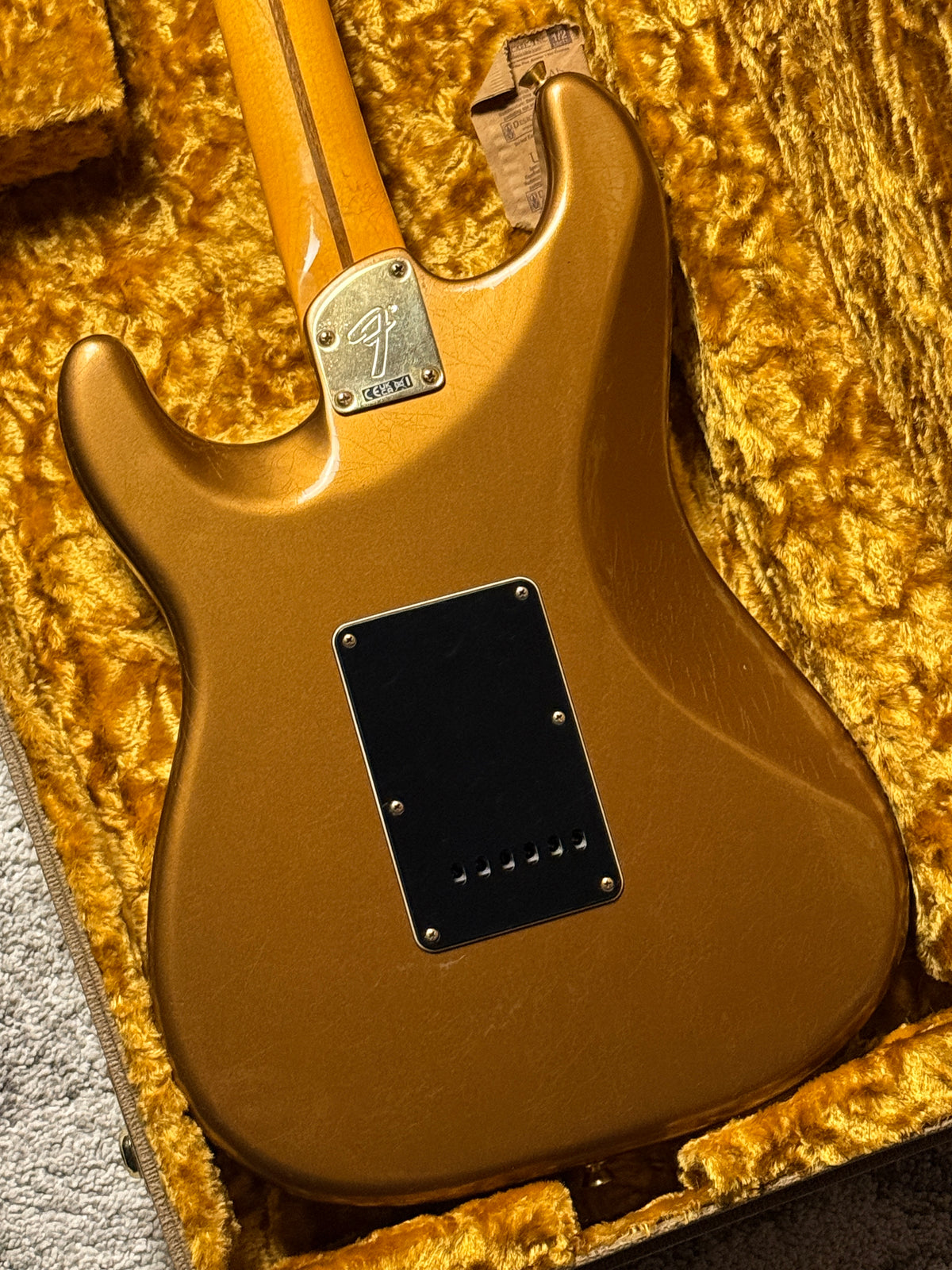 Fender Limited Edition Bruno Mars Stratocaster with Maple FB in Mars Mocha US23065232 (USED)