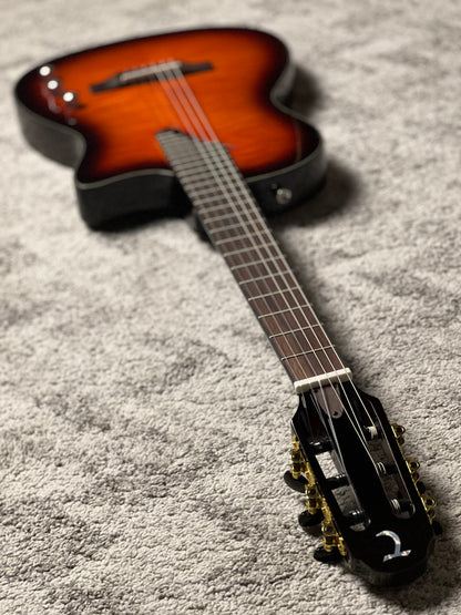 Tanglewood EM DC6 Nylon พร้อมปรีแอมป์ Fishman สีธรรมชาติ