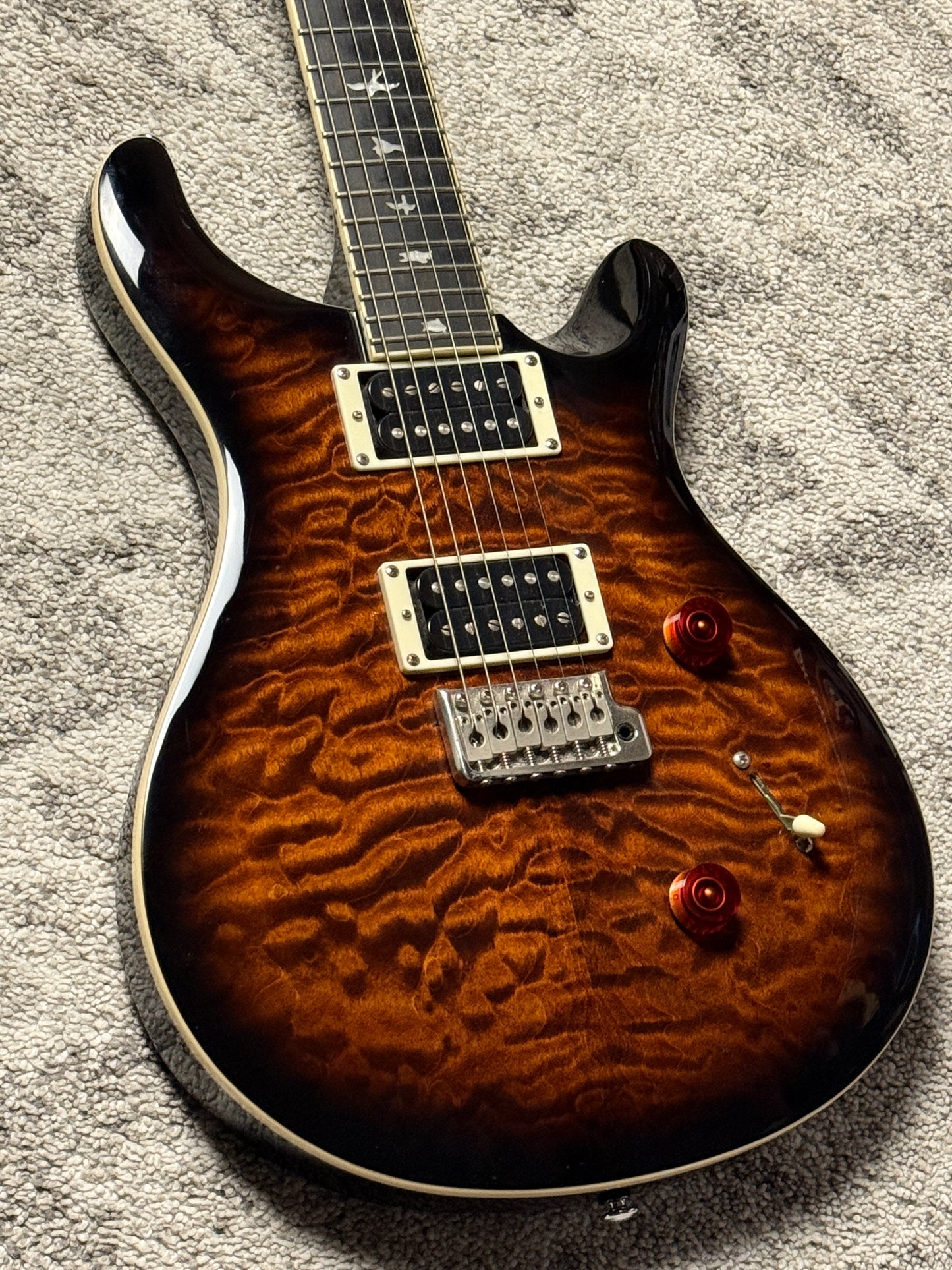 PRS SE Custom 24 Quilt Top in Black Gold Burst F081418 (USED)