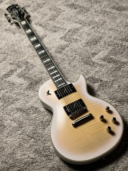 Epiphone Les Paul Prophecy Inspired by Gibson in Aged White Tiger