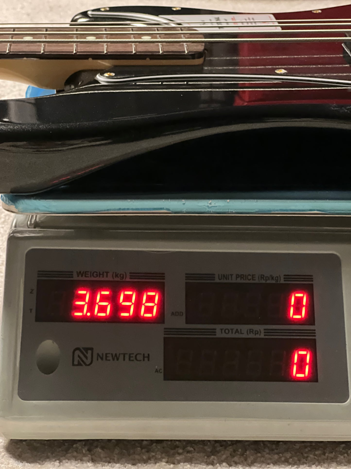 Fender Japan Traditional 2025 Collection 60s Precision Bass with RW FB in Black Pearl JD25012718