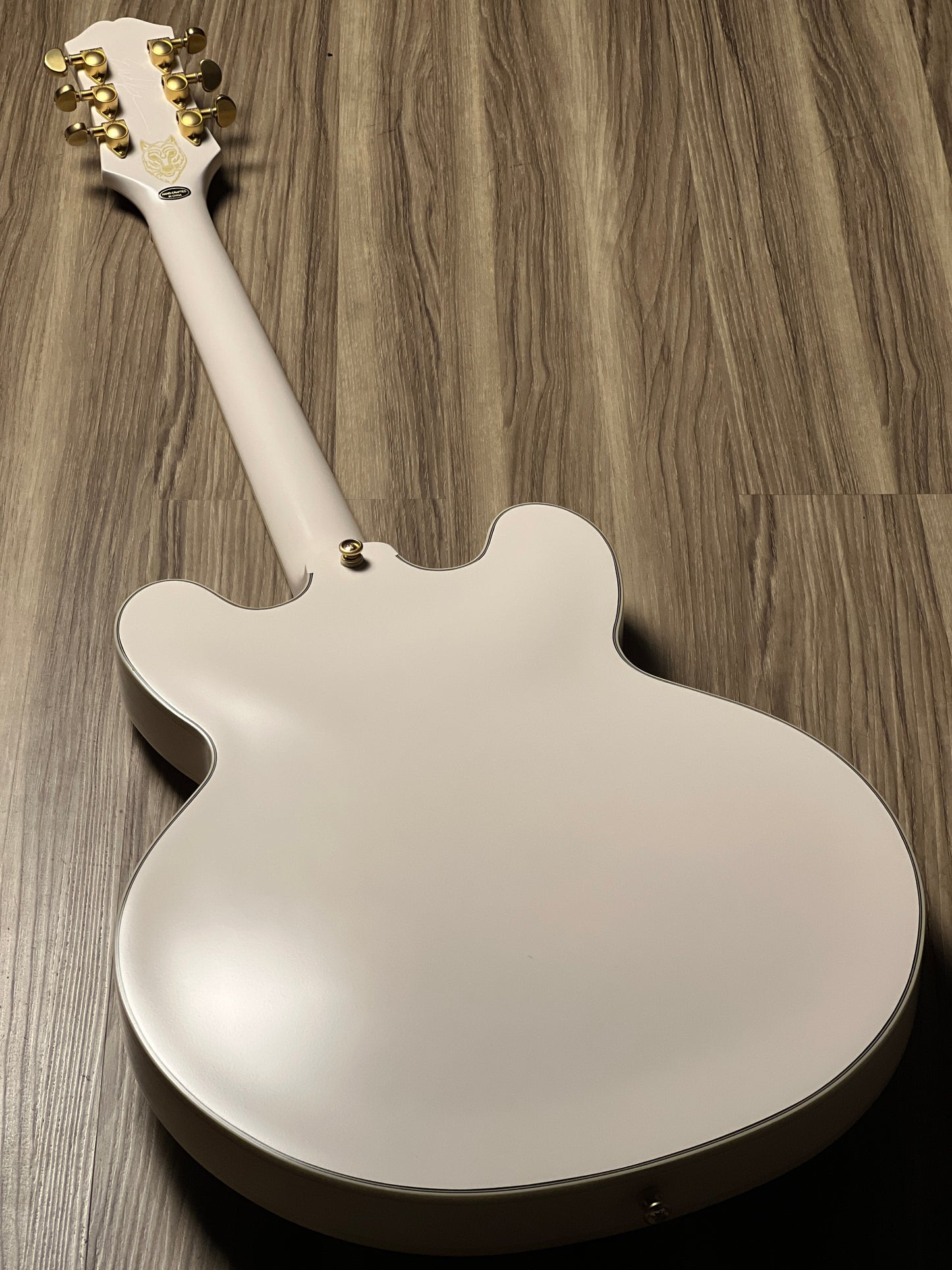 Epiphone Emily Wolfe "White Wolfe" Sheraton Semi-Hollow in Aged Bone White