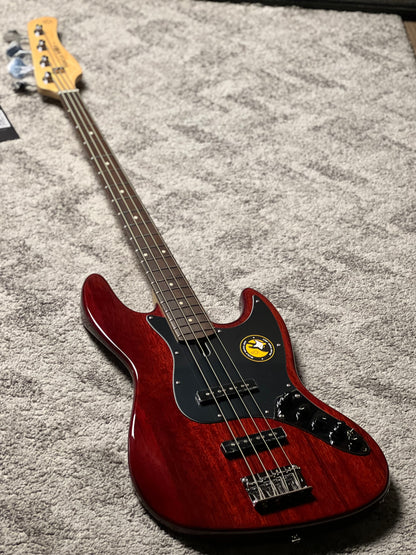 Sire Marcus Miller V3 4 String 2nd Generation in Mahogany