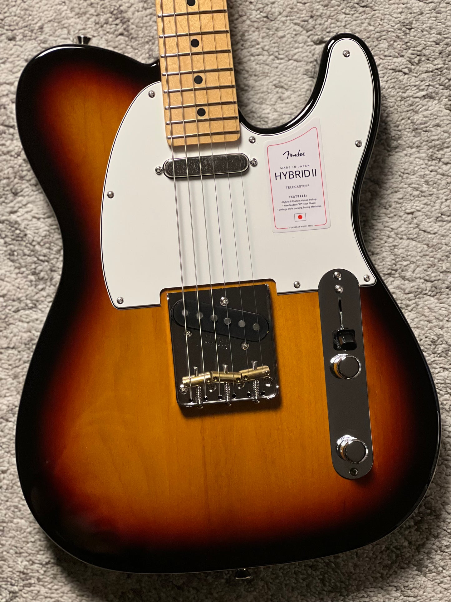 Fender Japan Hybrid II Telecaster with Maple FB in 3 Tone Sunburst JD26004483