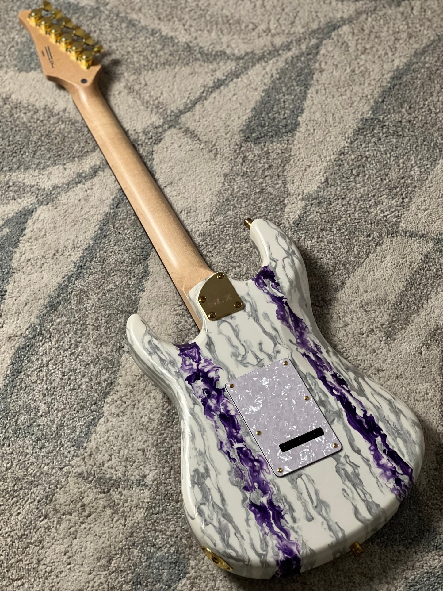 SLX X Dhatarattha Custom DST in Amethyst Shmear with Rosewood FB