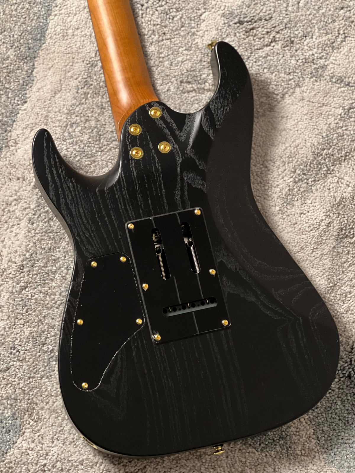 Soloking MS-1 Custom 24 HH Ash Gold Hardware in Open Pore Matte Black Limited Edition
