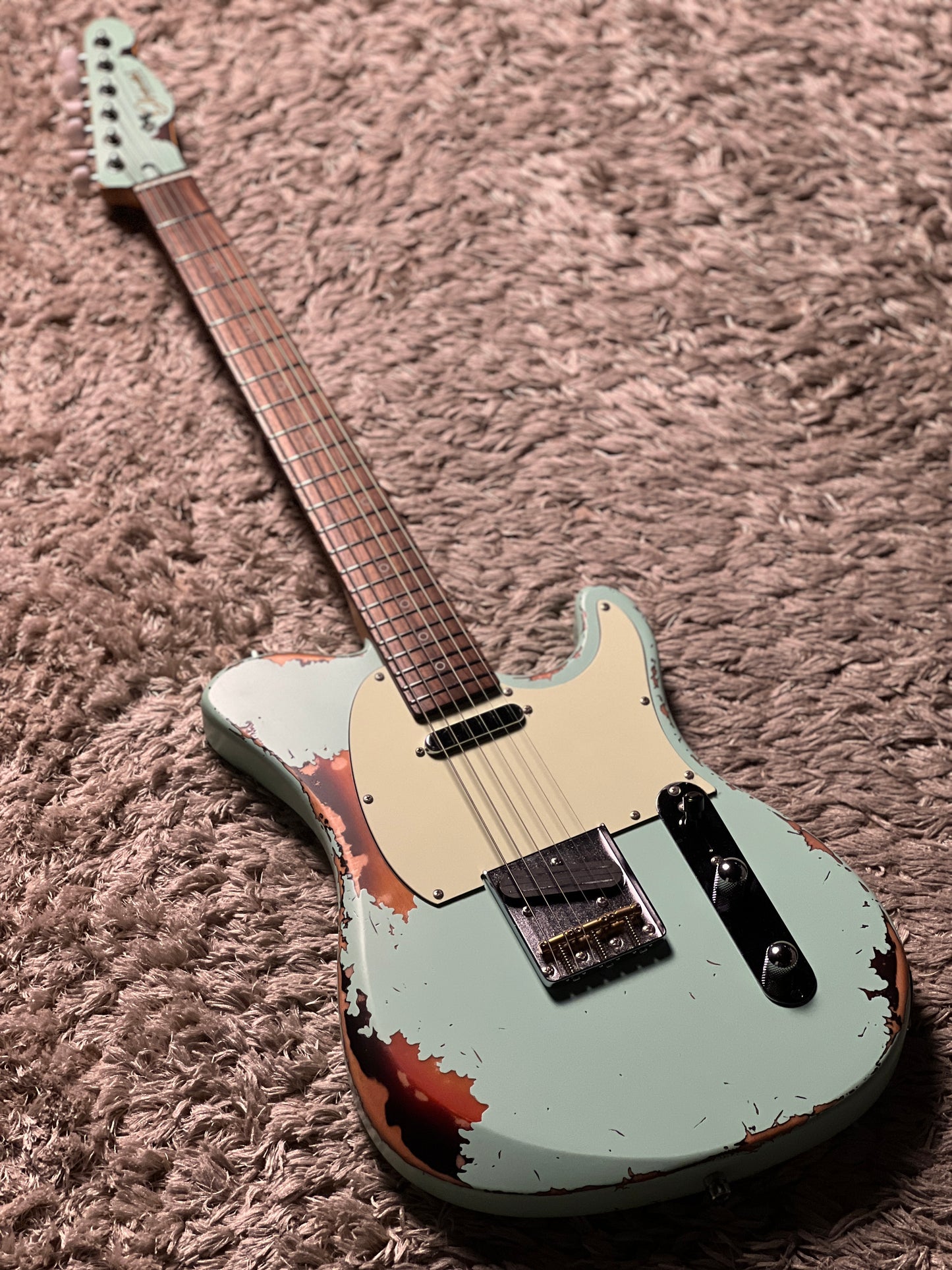 Dhatarattha Performance DTL in Surf Green Over Sunburst with RW FB and Nitrocellulose Lacquer Relic