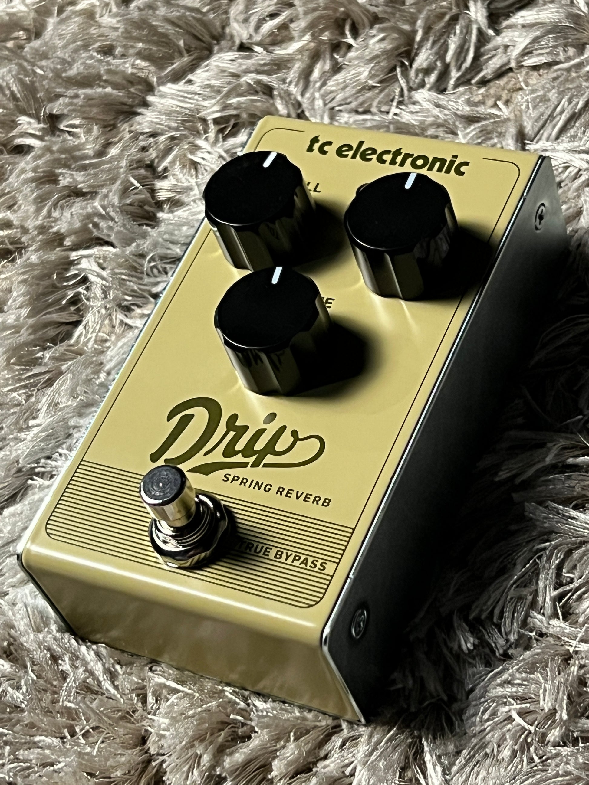 spring reverb guitar pedal TC Electronic Drip Spring Reverb guitar Effects – nafiriguitar.com