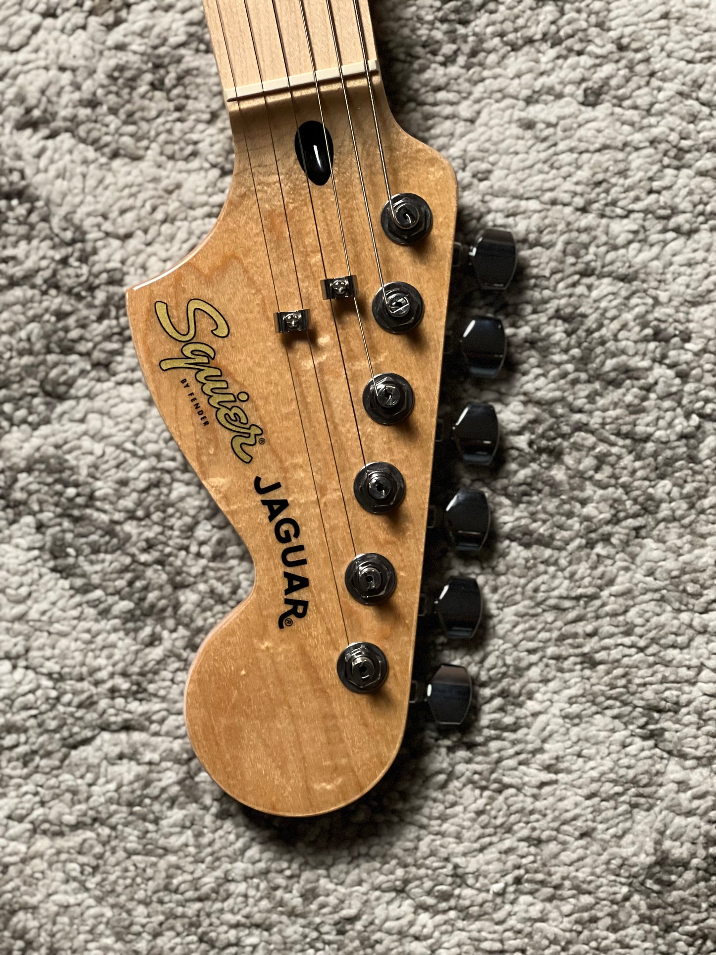 Squier FSR Affinity Series Jaguar with Maple FB in Graffity Yellow