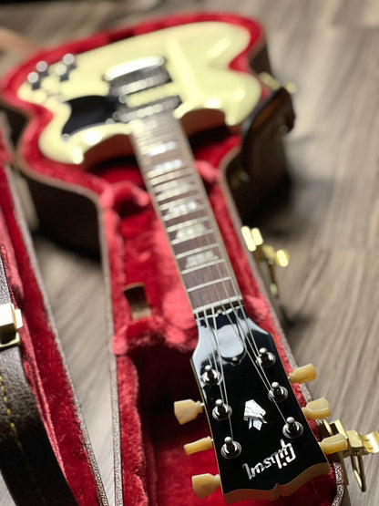 Gibson SG Standard 61 Classic In White w/Case 230430143