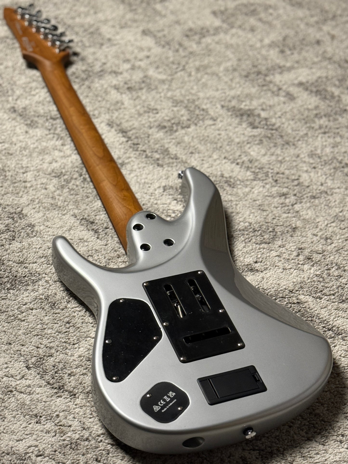 Ibanez TOD10 Tim Henson Signature Electric Guitar in Classic Silver 250905417 (USED)