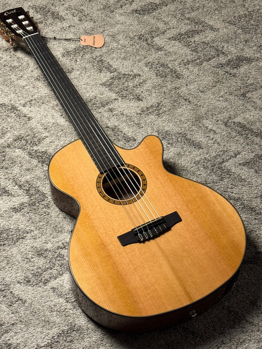 Cort CEC 5 Nylon Acoustic Electric in Natural