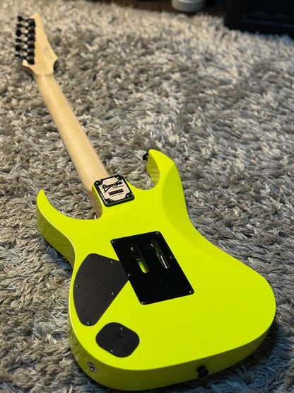 Ibanez RG565R Genesis Collection in Desert Sun Yellow