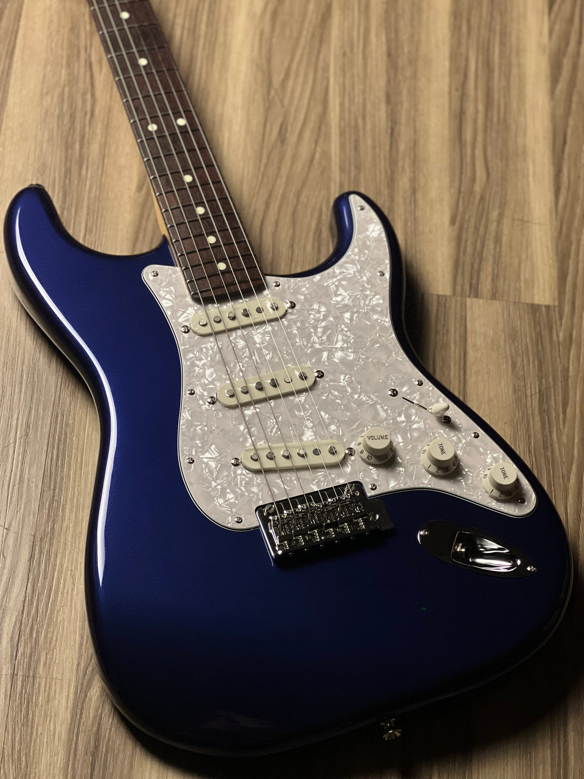 Fender FSR Collection Hybrid II Stratocaster with RW FB in Azurite Met ...