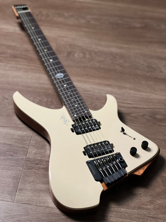 Aguda Black Hole Pro 2025 in White with Natural Back