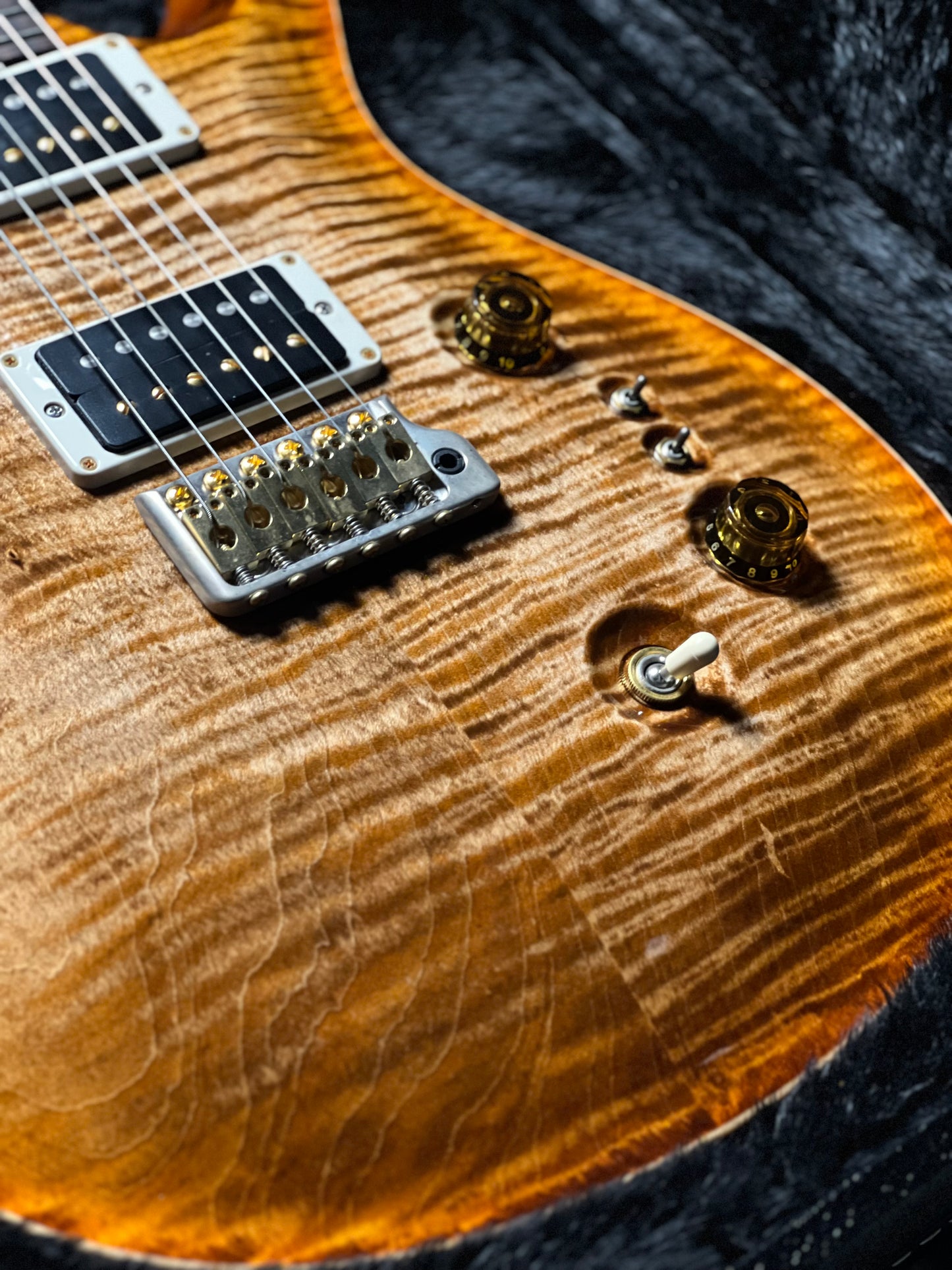 PRS 35th Anniversary Custom 24 in Autumn Sky 10 top 0329379