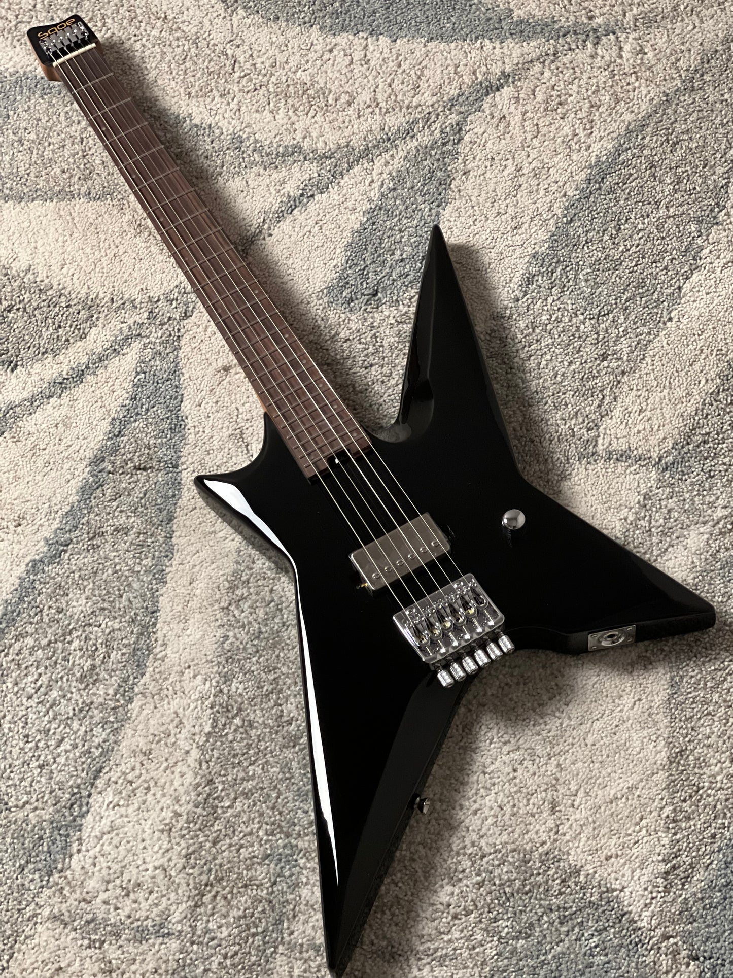 SQOE SEWT708 in Black