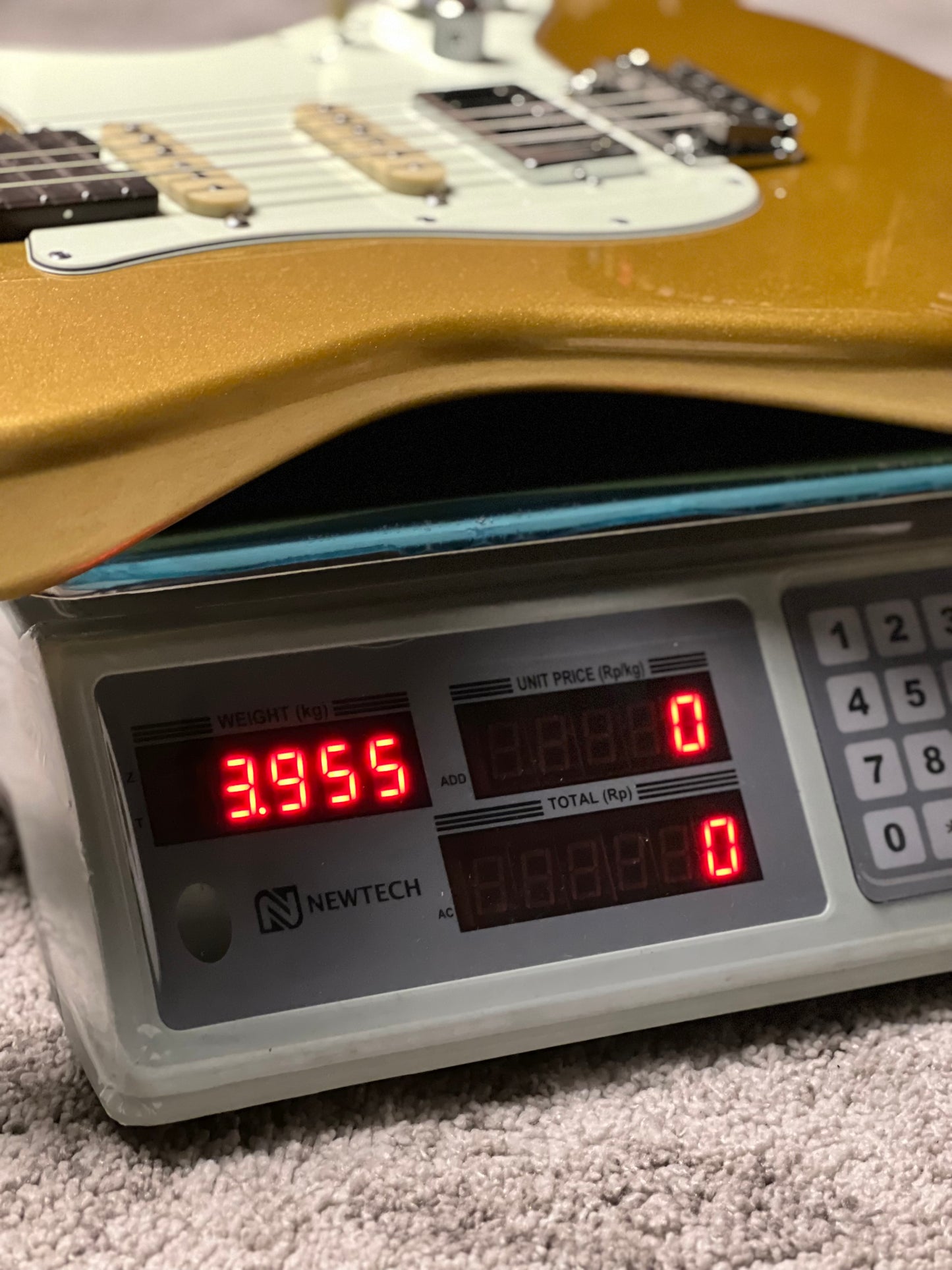 Schecter Nick Johnston Traditional HSS 10th Anniversary in Atomic Saffron IM25030861