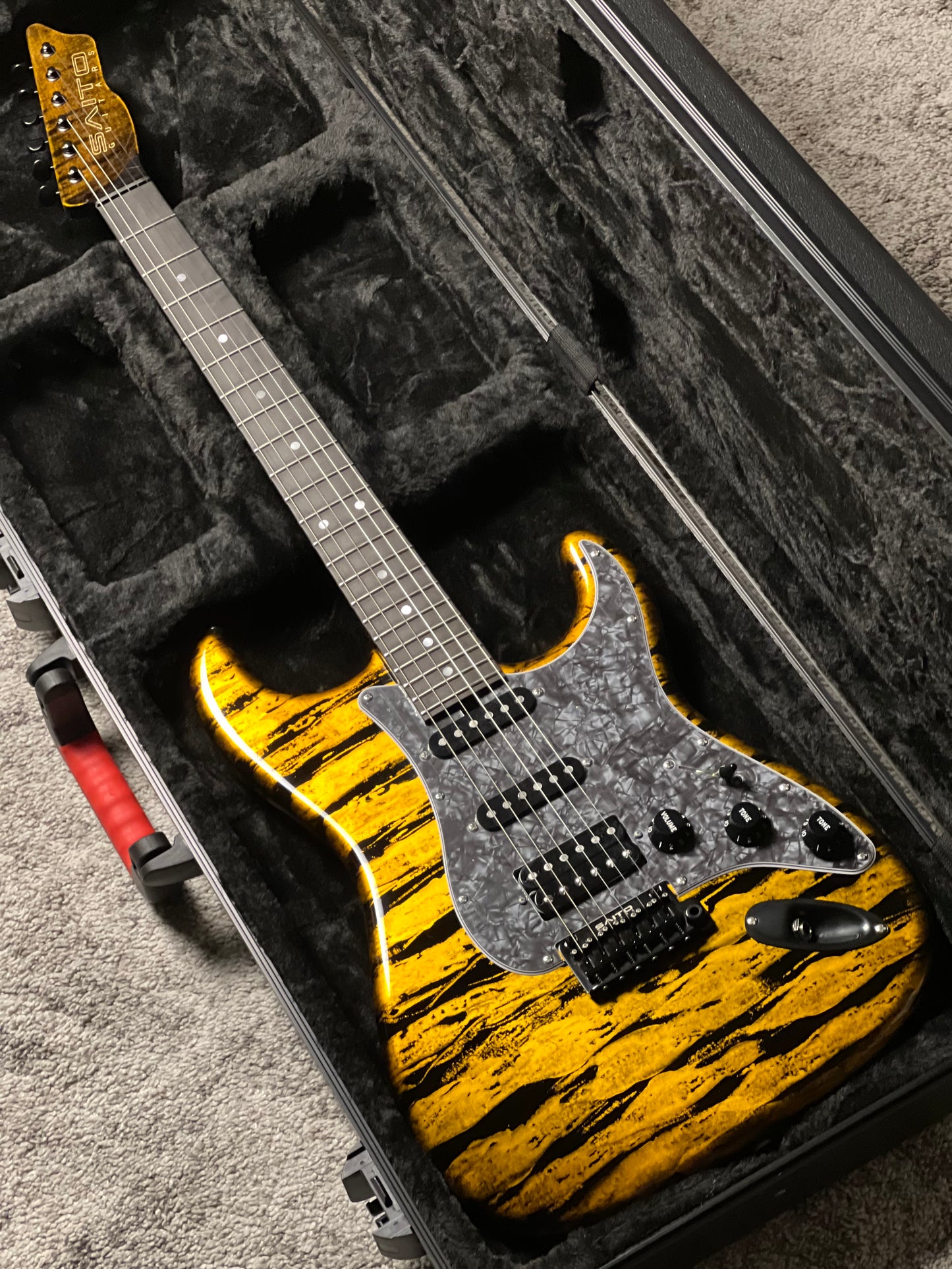Saito S-622CS BEYOND SSH in Kin Oni with Hardshell Case 253391