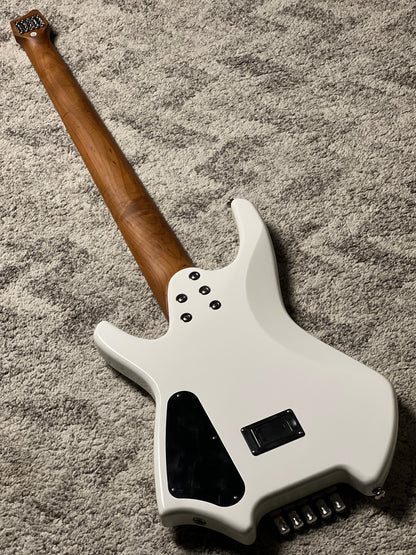 SQOE SBWT750 WH Warrior 5-String Headless Bass in Pearl White