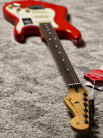 Fender Player II Stratocaster with RW FB in Coral Red